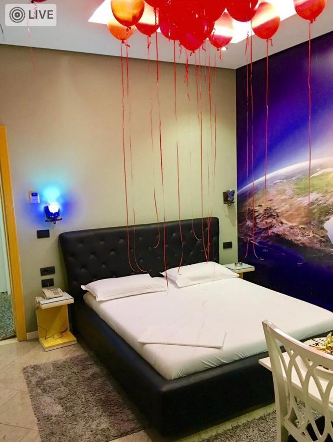Hotel Vivi La Vita Tirana Esterno foto