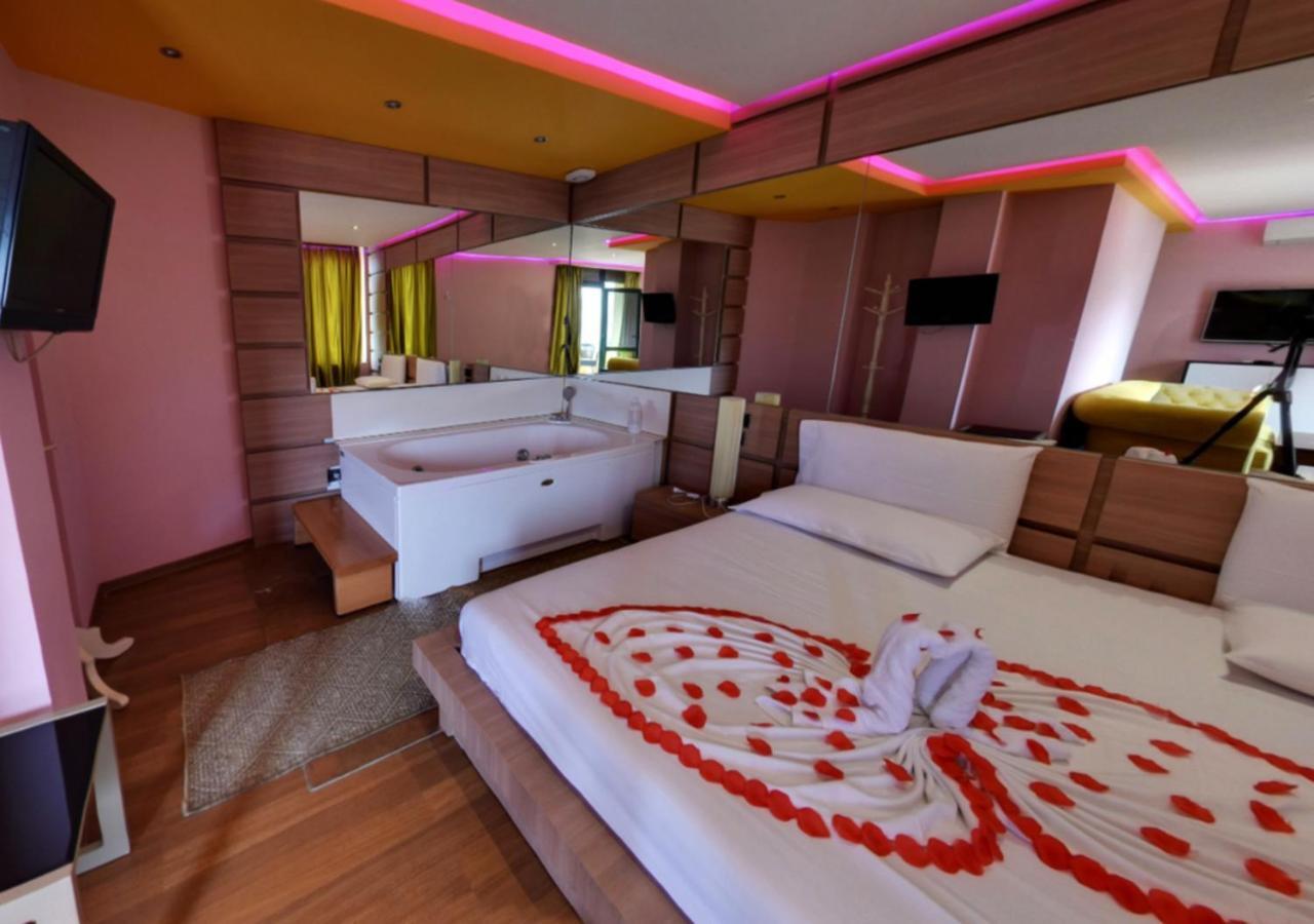 Hotel Vivi La Vita Tirana Esterno foto