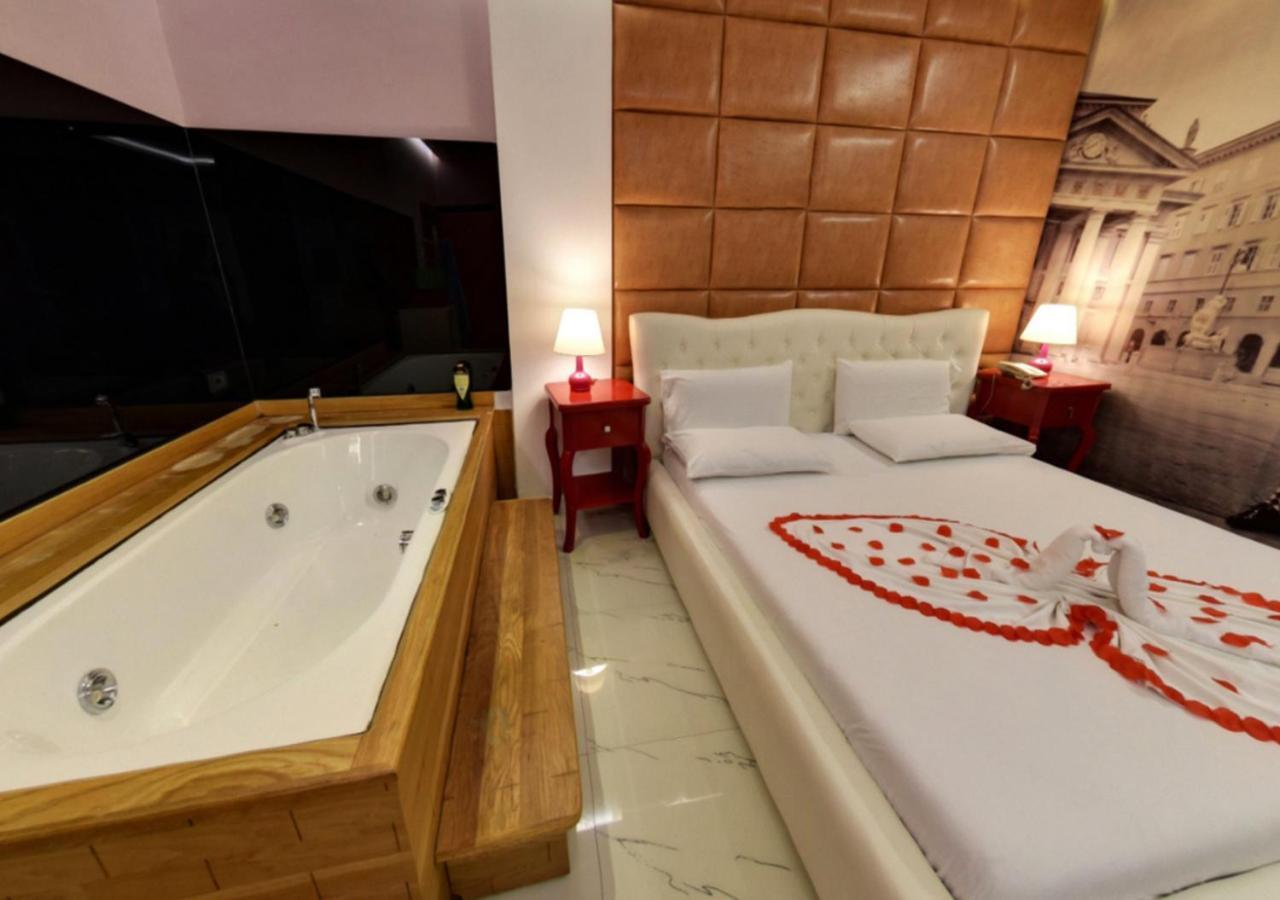 Hotel Vivi La Vita Tirana Esterno foto